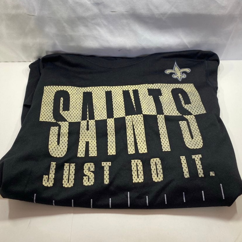 Nike Dri-Fit Saints T-Shirt